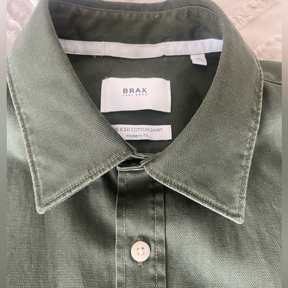 BRAX Men's Casual Button-Down Shirt in Olive Green